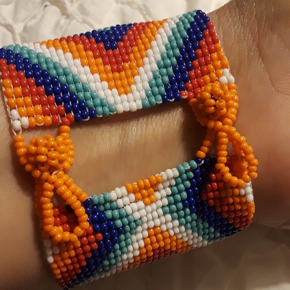 CHEVRON BRACELET - Picture 2 of 6